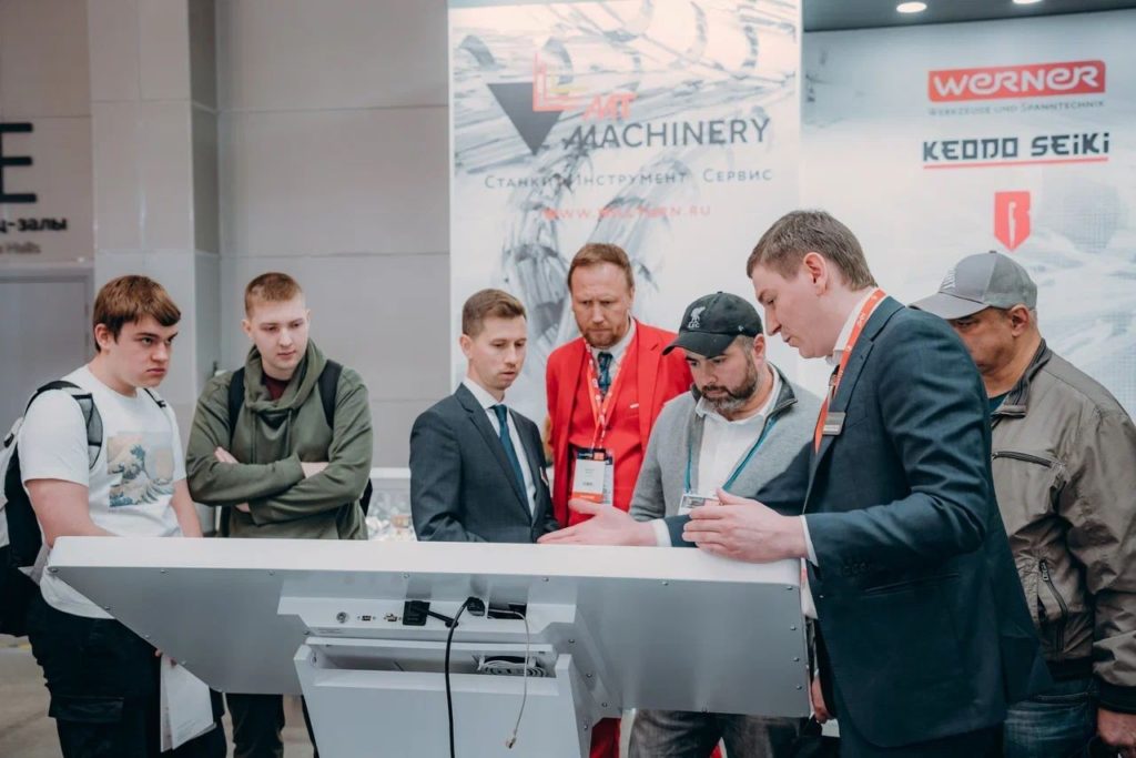 Touch стол на стенде DM Technologies на NMF-2023